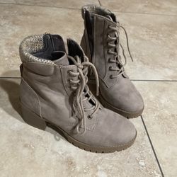 Beige Ankle Boots With Heel