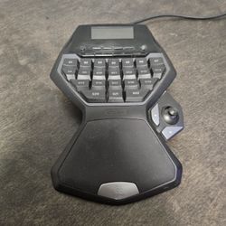 Genuine Logitech G13 in Excellent condition 