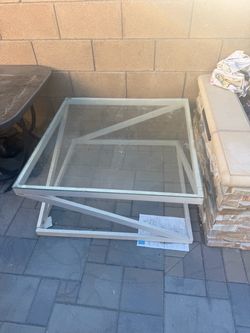 Tempered glass square table