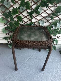 All weather brown PE rattan wicker side table