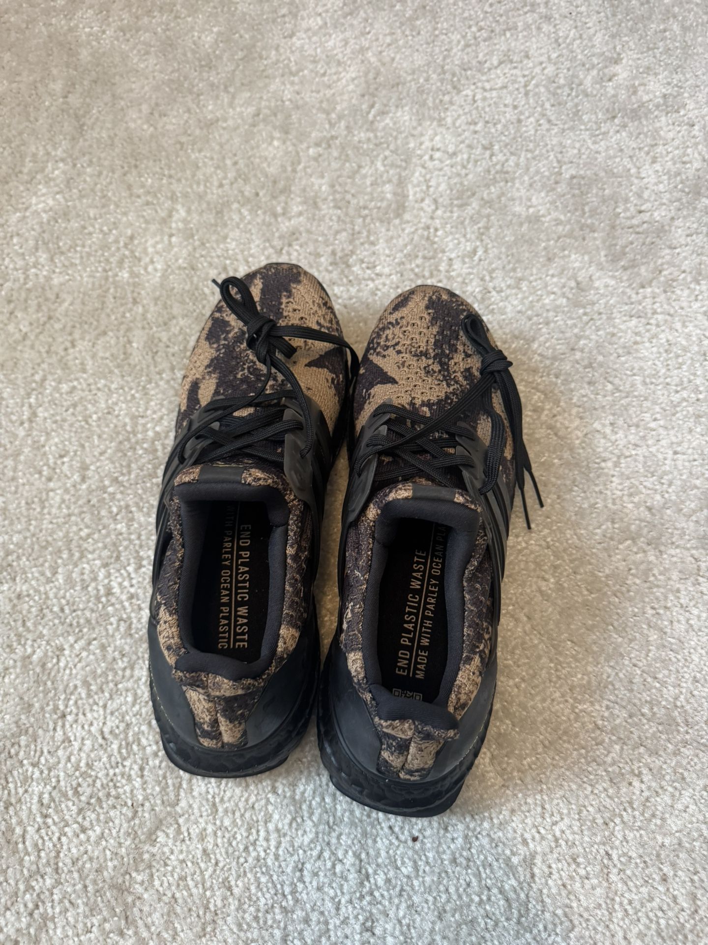 adidas Shoes Ultra Boost men/women Size 8.5 *BRAND NEW/UNWORN