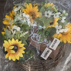 door wreath. 🌻🌱🌻🌻🌱