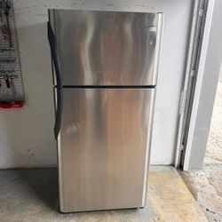 Frigidaire fridge stainless steel