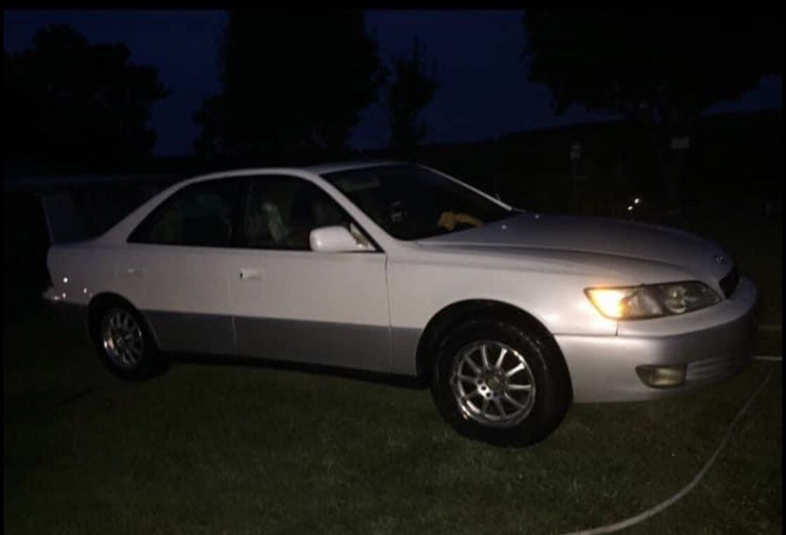 1997 Lexus ES 300