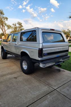 1987 / 1996 Ford Bronco Tailgate Trim Panel