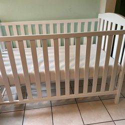 Baby Crib & Bed