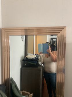 Floor mirror