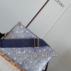 Louis Vuitton Coussin Bag