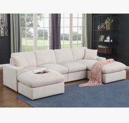 Tolzmann Sectional Sofa With 2 Ottomans