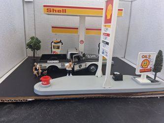 Estacion de gasoline asi como esta la foto todo incluido