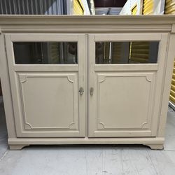 Auto Lift TV Entertainment Center 