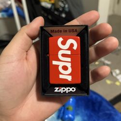 Brand New Supreme Zippo 