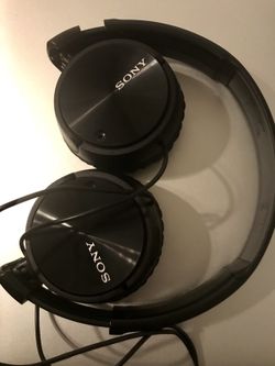 Sony MDR ZX110NC over-Ear headphones - Noise Cancelling - Black