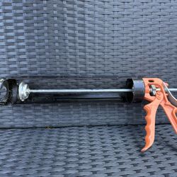 Heavy Duty Caulk Gun 