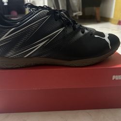 Puma Indoor Soccer Shoes 