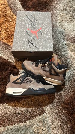 Jordan 4 Taupe