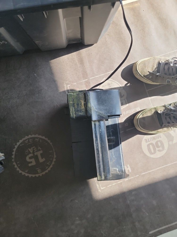 Aquarium Filter With Heater And Other Stuff