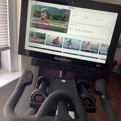 NORDITRACK S22i Commercial Bike $150 - ASTORIA PICKUP