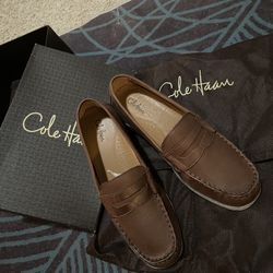 Cole Haan/ Nike Air: Youth 5 and 3 Each