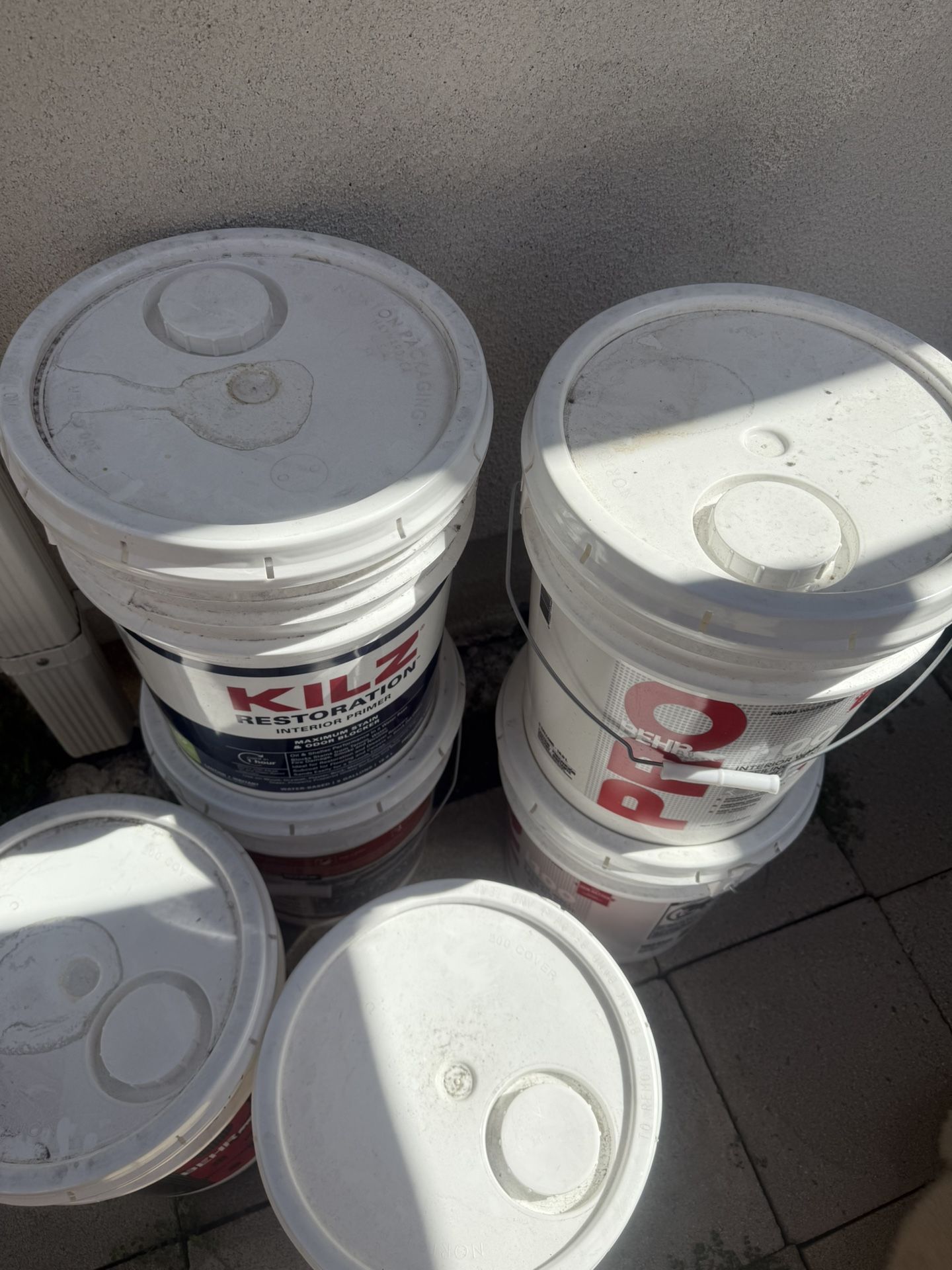 EMPTY Paint Buckets With Lids