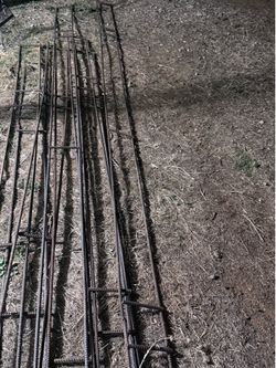 long rebar cages/forms  / industrial woven ground cover, geotextile fabric, greenhouse floor fabric, or heavy-duty erosion-control / weed-barrier mate