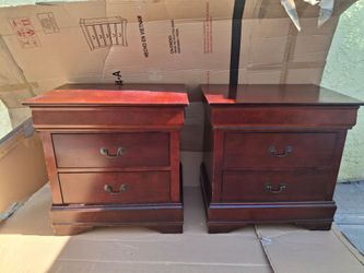 2 Wood Dressers