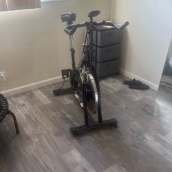 Cardio Exercise Bike – Great Condition – Perfect for Home Workouts