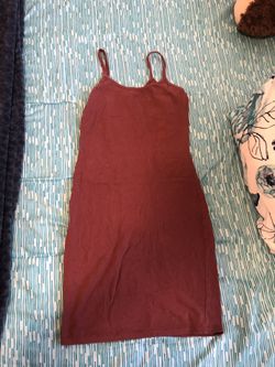 Basic burgundy dress