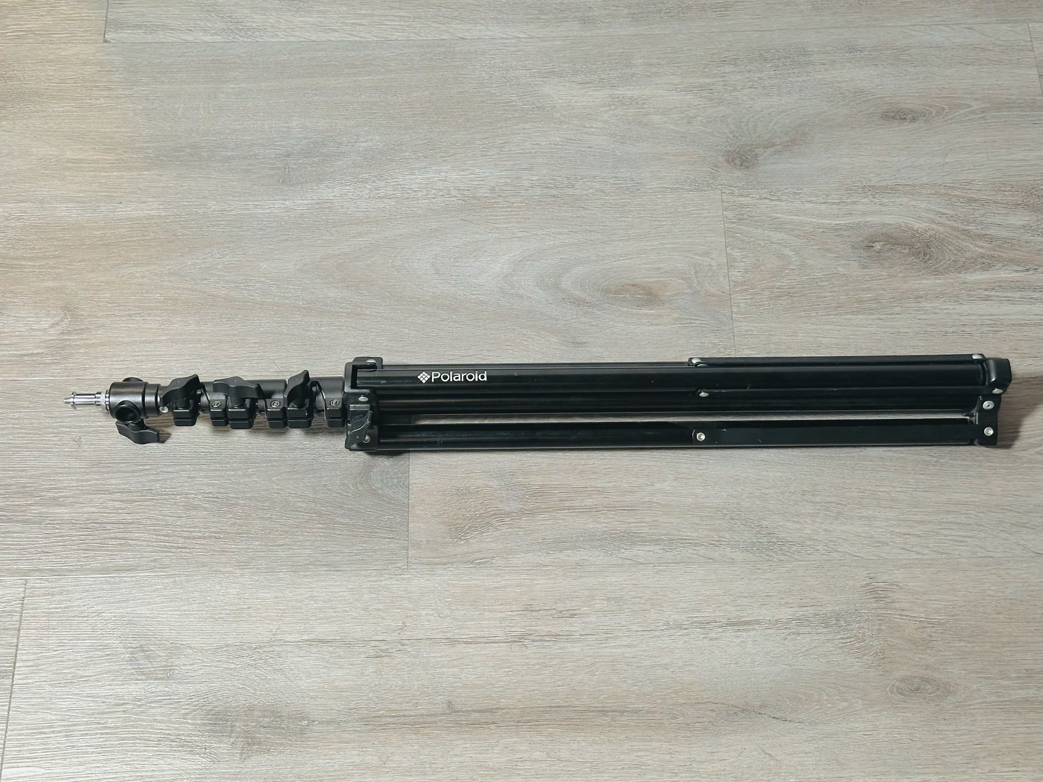 Polaroid light stand 9' Tall