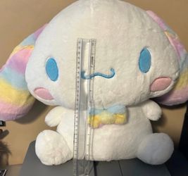 Cinnamon roll large collectible plush