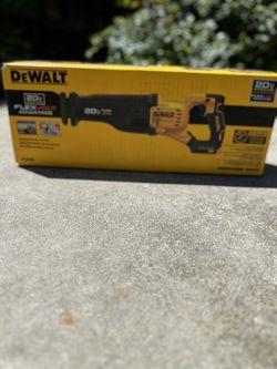 Dewalt Saw