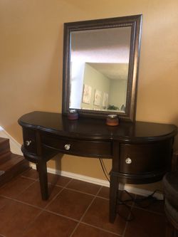 Tv table with mirror