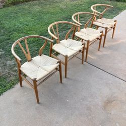 Vintage Wishbone chairs (4)