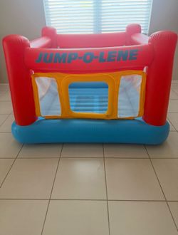 Inflatable jumper