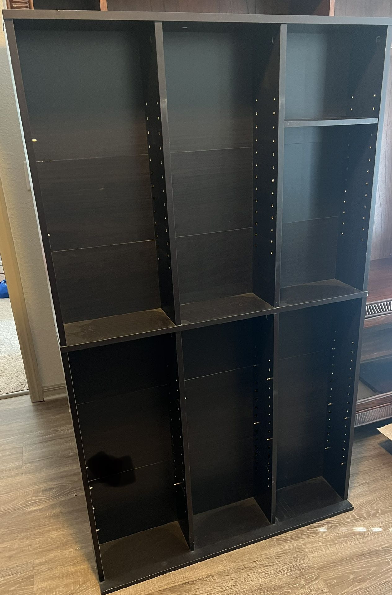 Knick Knack Shelving Unit with 20 Adjustable Shelves