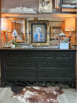 Dresser
