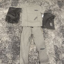 Essential Dark Oat Set 