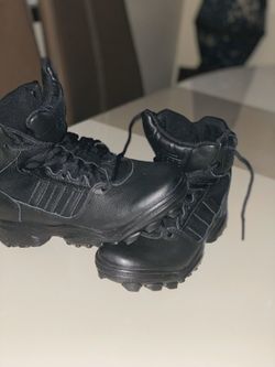 Adidas boots 7 woman
