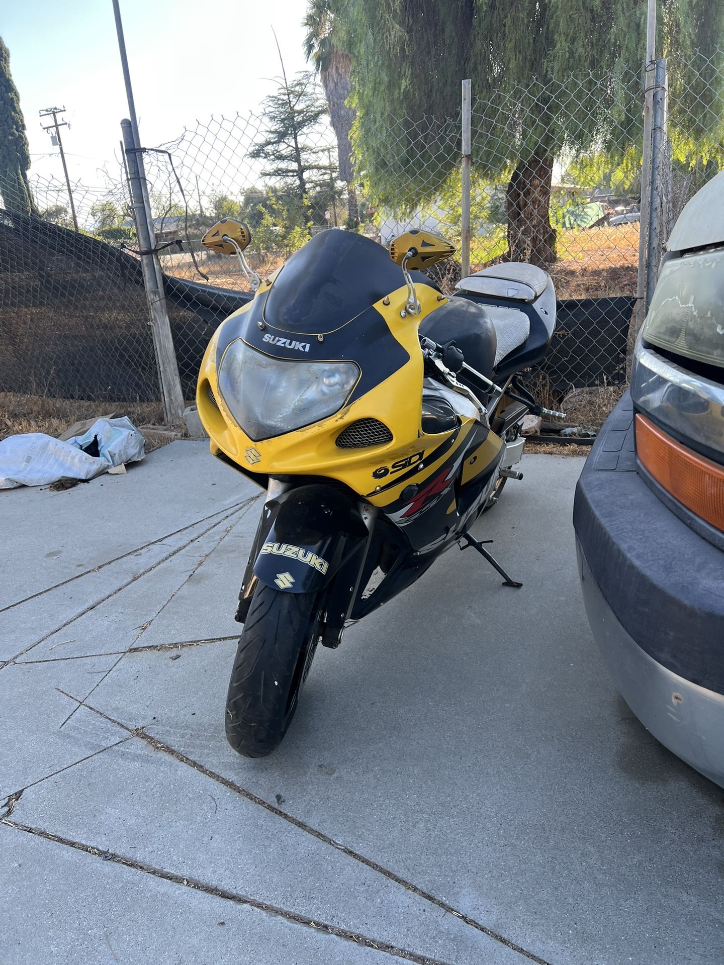2003 Suzuki Gsx 600 R (read Post)
