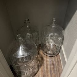 5 Gallon Glass Water Jugs Nature Valley (3 Bottles)