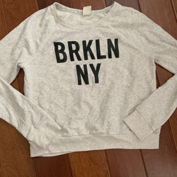 New Pale Grey Large  Brooklyn New York sweatshirt