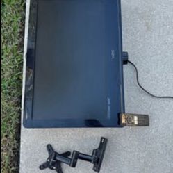 32 Inch vizio Tv ( Non smart )