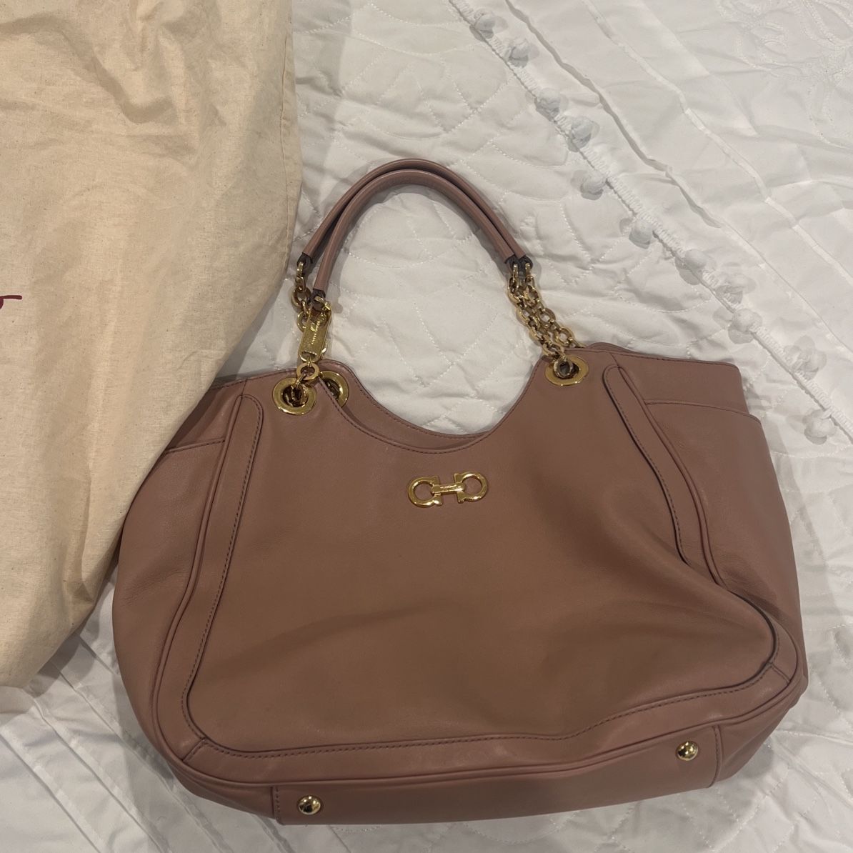 Ferragamo Bag 