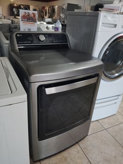 Dryer works great $200.00 UP