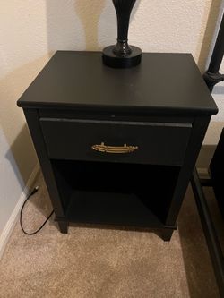 Night stand