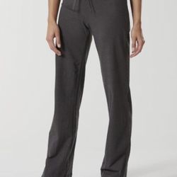 New With Tags Everlast Yoga Pants 2  Colors Available Original Price $40