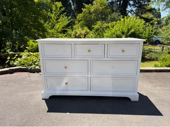 Free White Dresser