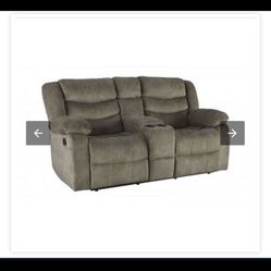 Ridge Crest Manual Motion Reclining Couch 