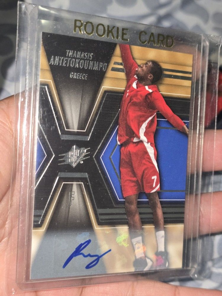 Thanasis Antetokounmpo Rookie Autograph BUCKS CHAMPION