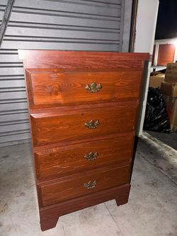 Vintage 4 Drawer Wooden Chest of Drawers Brown Dresser Nightstand